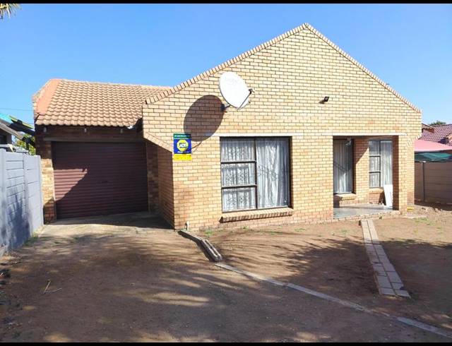 3 BEDROOM PROPERTY TO RENT IN BENDOR